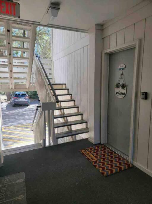 2022 Renovated 2-Bdrm Cozy, Lovely Condo W/Parking! Hilton Head Island Exterior photo